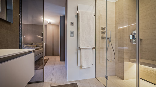 Stadtwohnung Bad mit Dusche bei Mebart