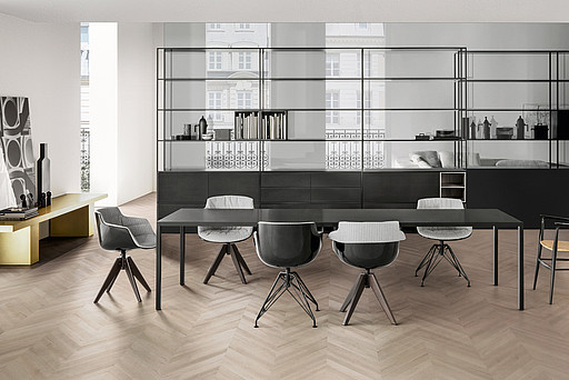 MDF Italia Büromöbel dunkler Bürotisch bei Mebart MDF Italia Büromöbel dunkler Bürotisch bei Mebart